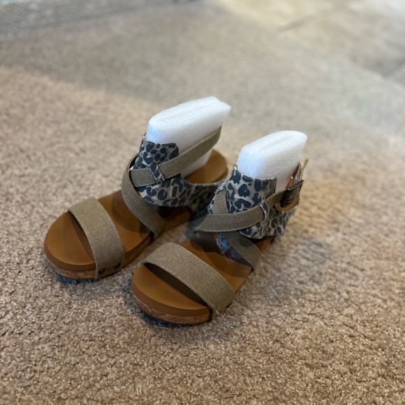 Excellent used condition Very G wedges. - Picture 4 of 8